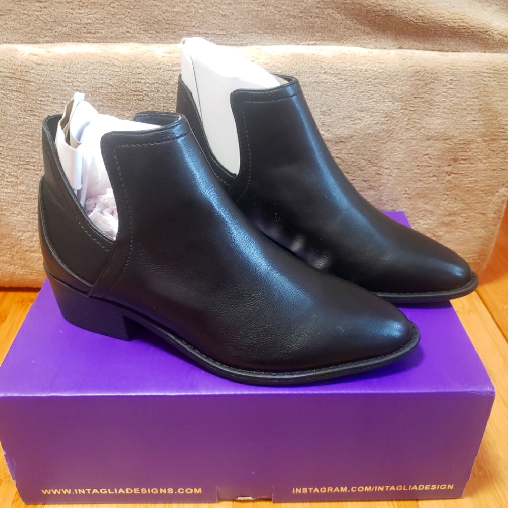 Intaglia ankle boots